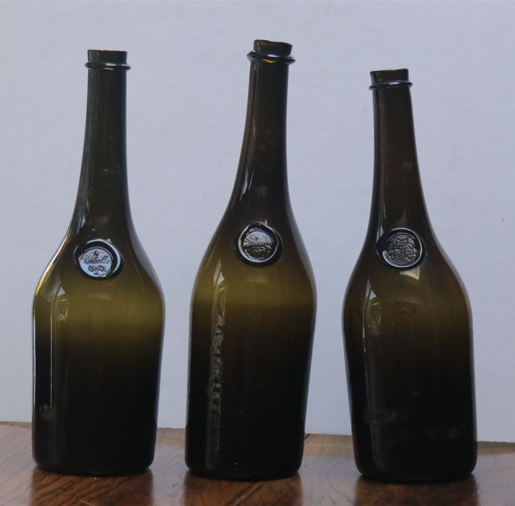 Les bouteilles Pontalba / Pontalba bottles (1/3)